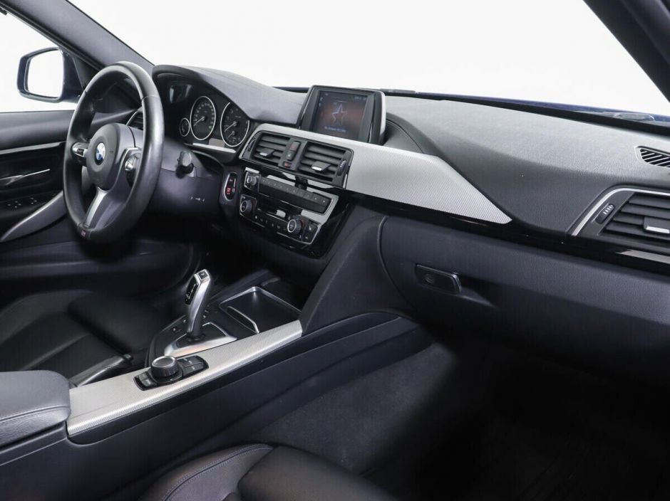 BMW 3 серии 2.0 АКПП, 2018, 73 000 км фото 10