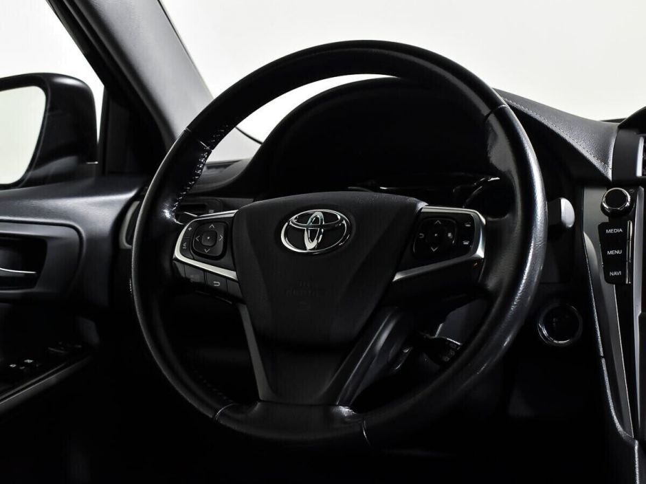 Toyota Camry 2.5 АКПП, 2018, 70 000 км фото 7