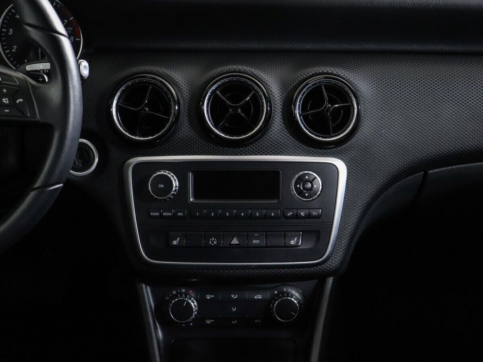 Mercedes-Benz A-Класс 1.6 РКПП, 2013, 124 000 км фото 8