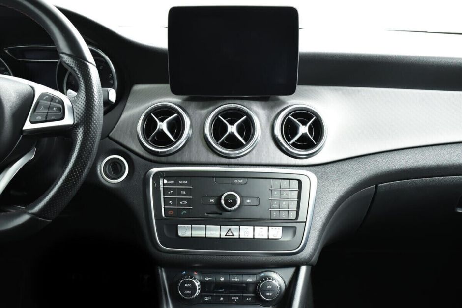 Mercedes-Benz CLA 1.6 РКПП, 2016, 98 000 км фото 8