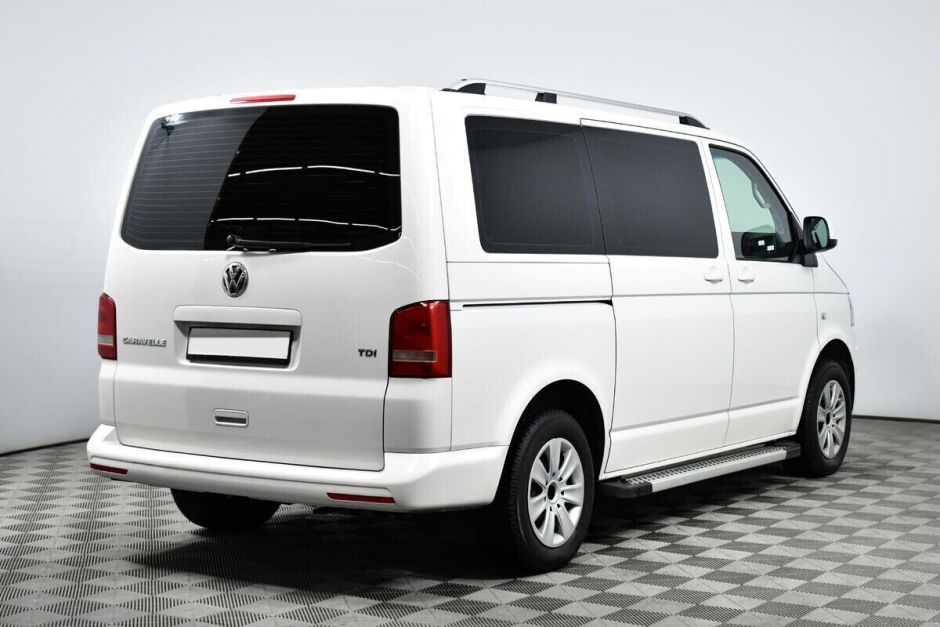 Volkswagen Caravelle 2.0 МКПП, 2015, 106 000 км фото 2