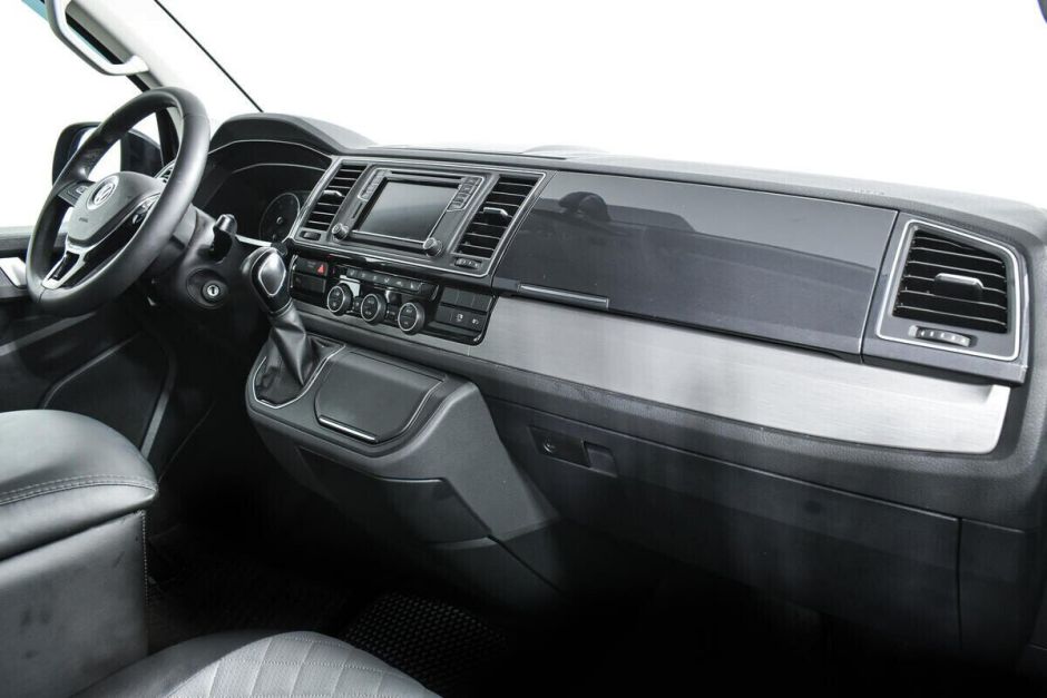 Volkswagen Caravelle 2.0 РКПП, 2018, 59 000 км фото 7