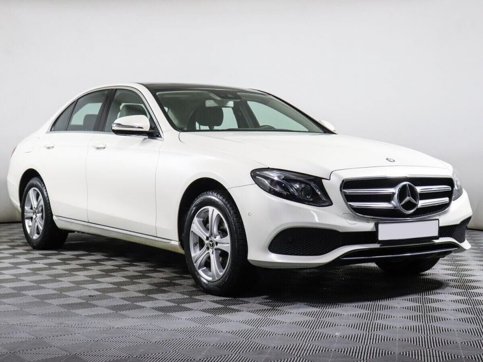 Mercedes-Benz E-Класс 2.0 АКПП, 2017, 71 000 км фото 3
