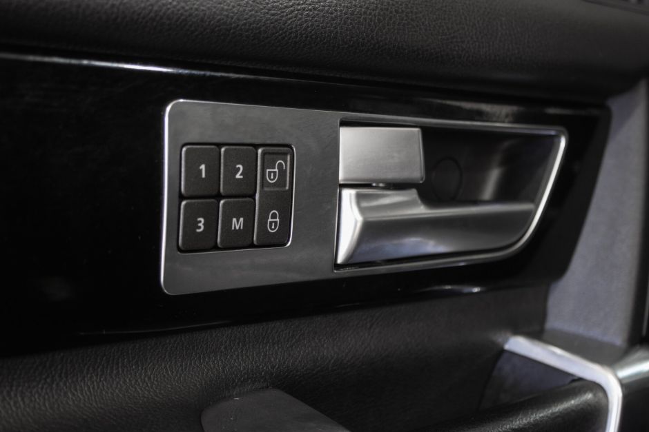 Land Rover Discovery 3.0 АКПП, 2014, 158 412 км фото 13