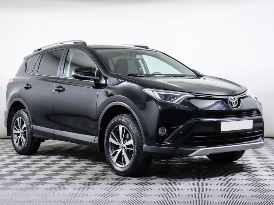 Toyota RAV4 2.2 АКПП, 2018, 70 000 км фото 3
