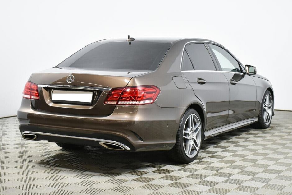 Mercedes-Benz E-Класс 2.0 АКПП, 2015, 105 000 км фото 2