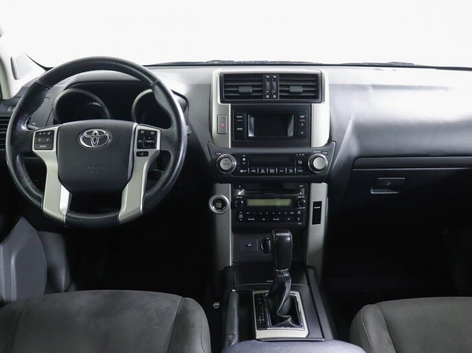 Toyota Land Cruiser Prado 3.0 АКПП, 2011, 150 000 км фото 6