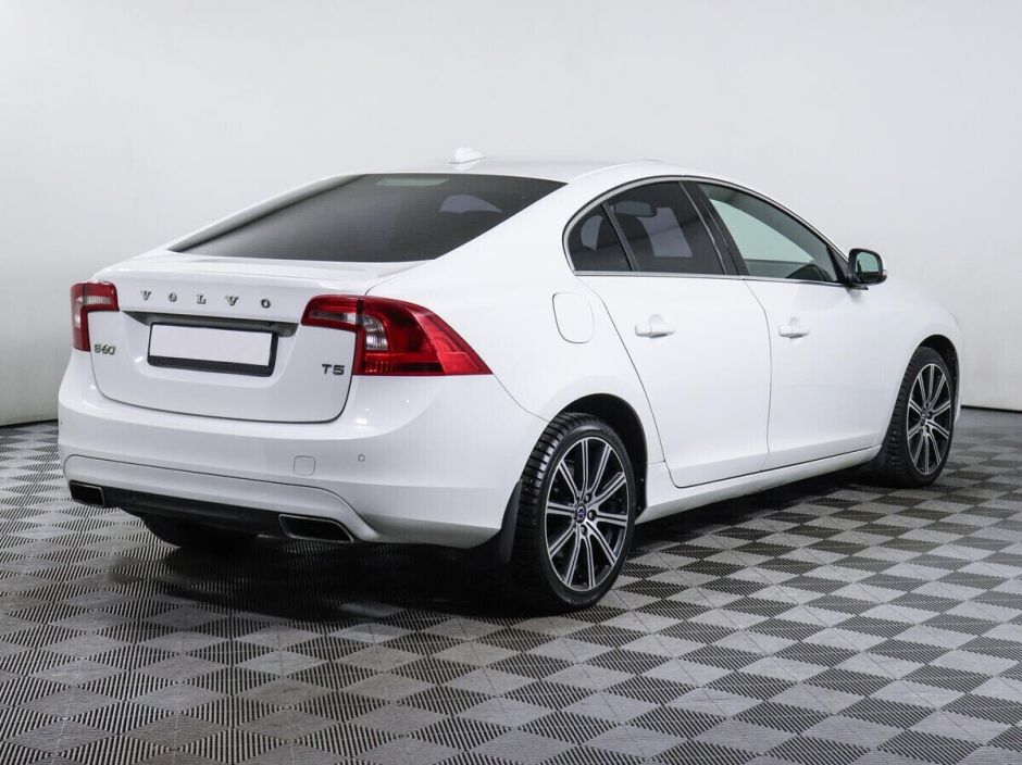 Volvo S60 2.5 АКПП, 2014, 110 000 км фото 2