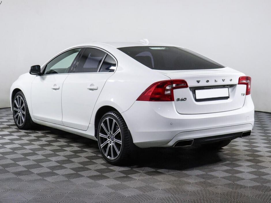 Volvo S60 2.5 АКПП, 2014, 110 000 км фото 4