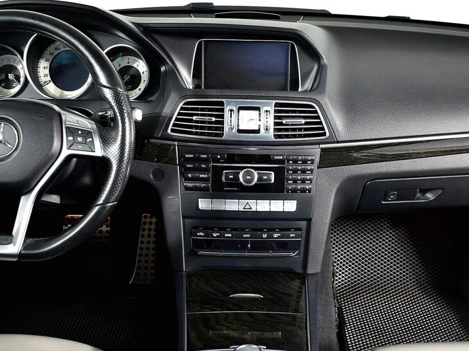 Mercedes-Benz E-Класс 2.0 АКПП, 2014, 108 000 км фото 7
