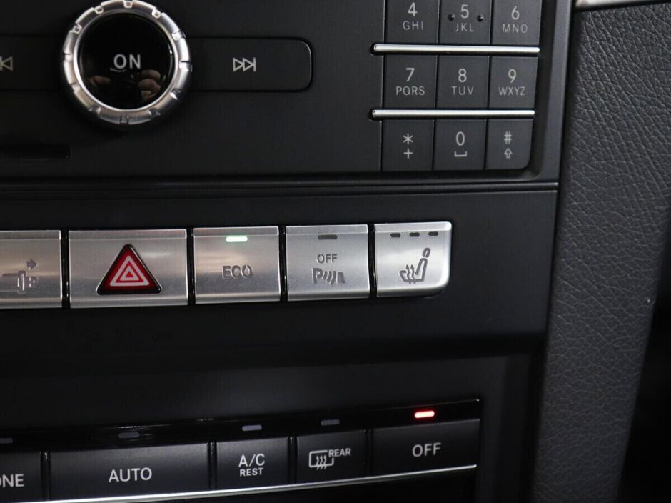 Mercedes-Benz E-Класс 2.0 АКПП, 2016, 98 000 км фото 8