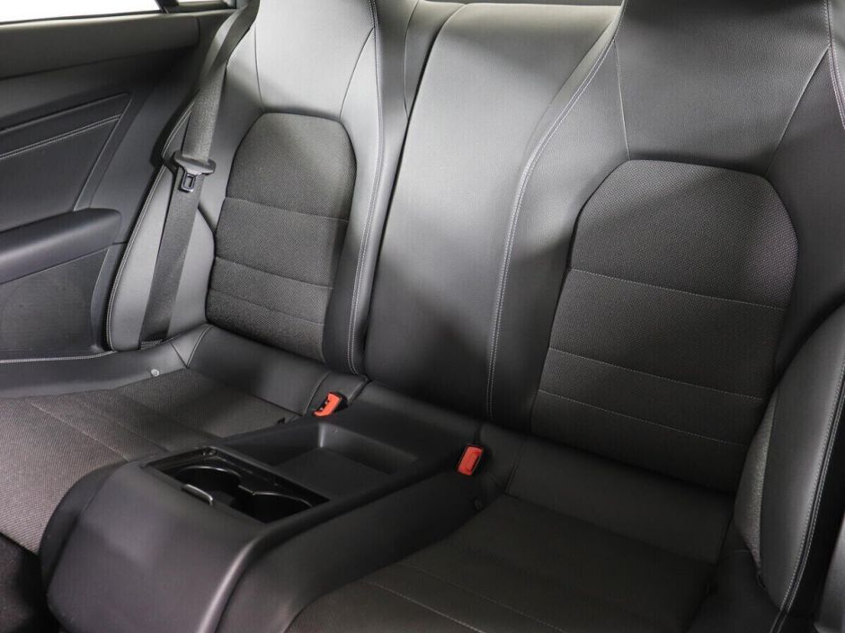 Mercedes-Benz E-Класс 2.0 АКПП, 2016, 98 000 км фото 11