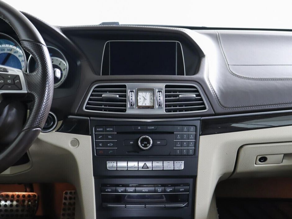 Mercedes-Benz E-Класс 2.0 АКПП, 2015, 109 000 км фото 7