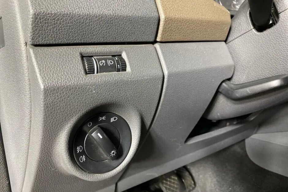 Volkswagen Amarok 2.0 МКПП, 2013, 130 000 км фото 3