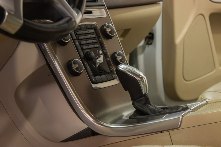 Volvo XC60 2.4 АКПП, 2013, 143 712 км фото 11