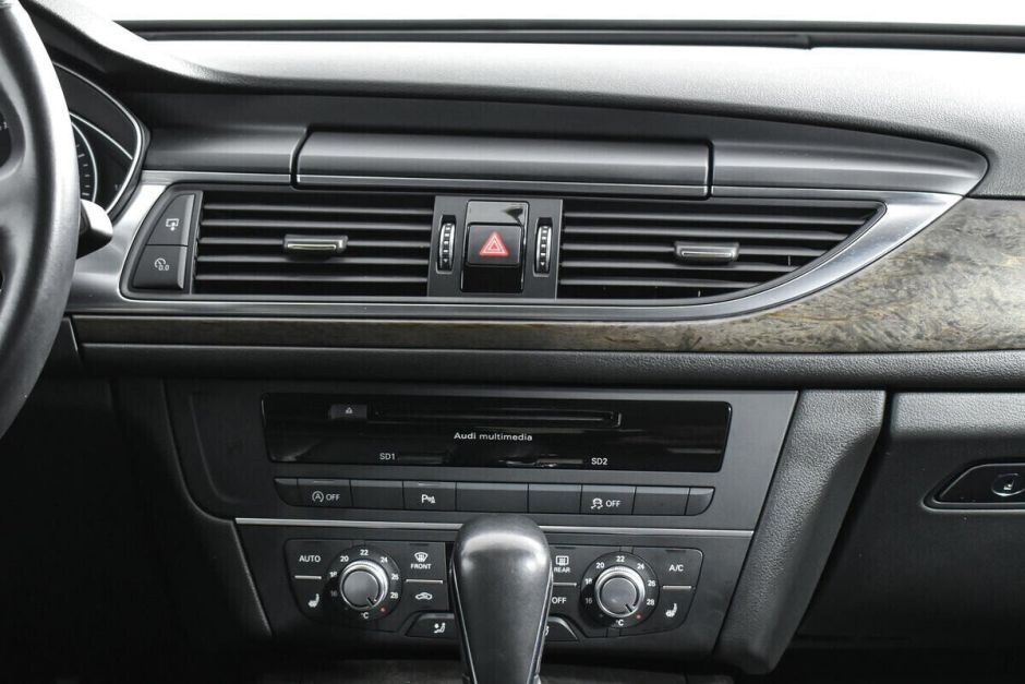 Audi A6 2.0 РКПП, 2018, 63 000 км фото 8