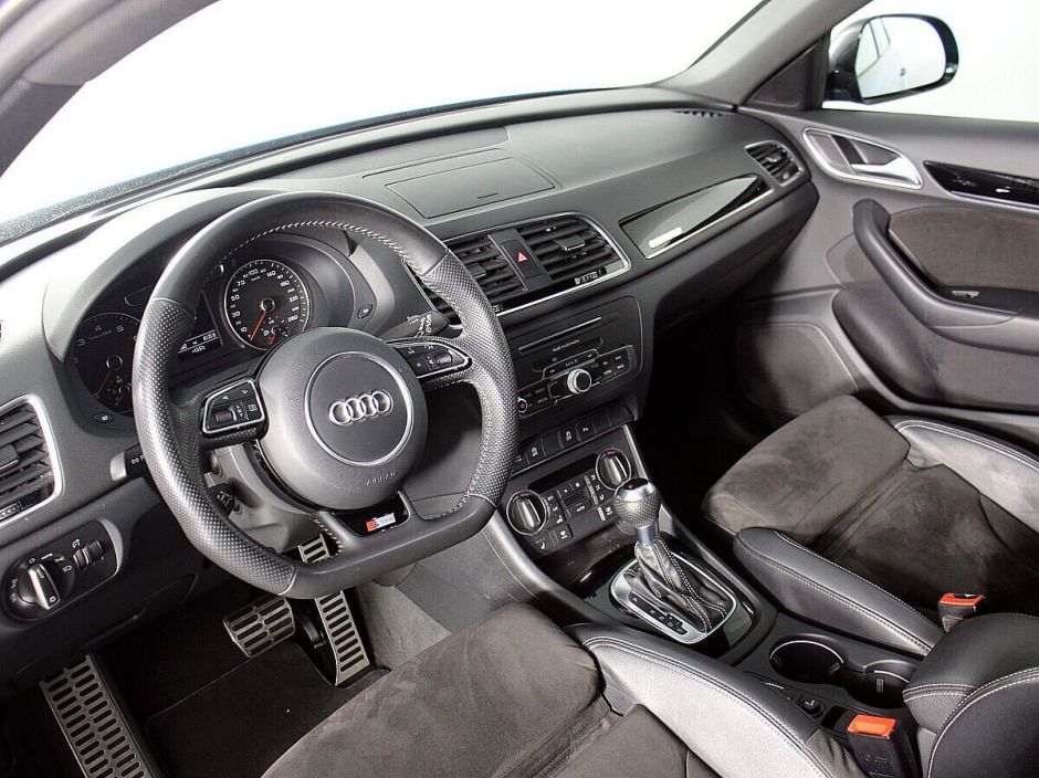 Audi Q3 2.0 РКПП, 2018, 73 000 км фото 3