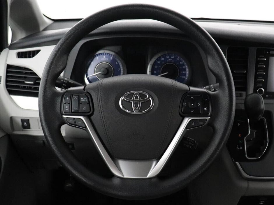 Toyota Sienna 3.5 АКПП, 2018, 61 000 км фото 6