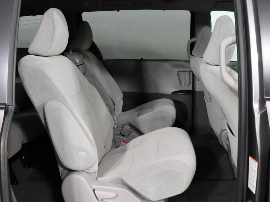 Toyota Sienna 3.5 АКПП, 2018, 61 000 км фото 12